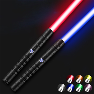 Lyssværd med farverige lys- og lydeffekter - Genopladeligt -  Sort håndtage -7 lysfarver - 2 stk.